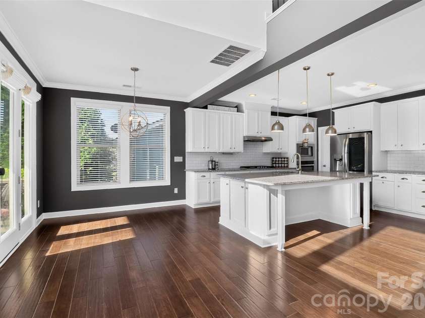 6071 Drave Lane, Fort Mill, SC 29715.  MLS# CAR4391060, YatesRealty ID 34605. 