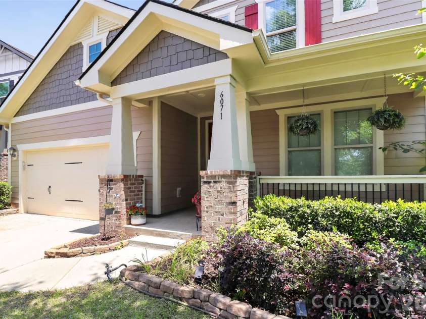 6071 Drave Lane, Fort Mill, SC 29715.  MLS# CAR4391060, YatesRealty ID 34605. 
