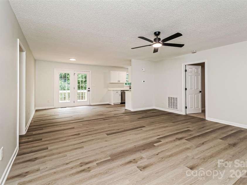 2004 Beau Drive, Stanley, NC 28164.  MLS# CAR4295588, YatesRealty ID 34606. 