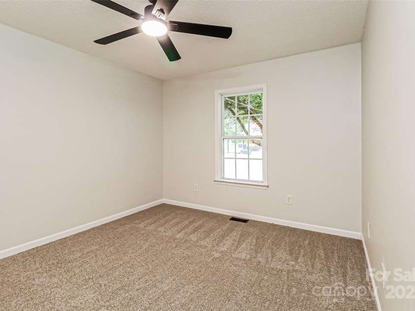 2004 Beau Drive, Stanley, NC 28164.  MLS# CAR4295588, YatesRealty ID 34606. 