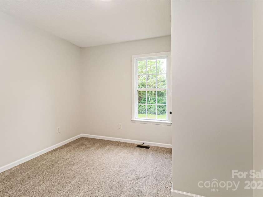 2004 Beau Drive, Stanley, NC 28164.  MLS# CAR4295588, YatesRealty ID 34606. 