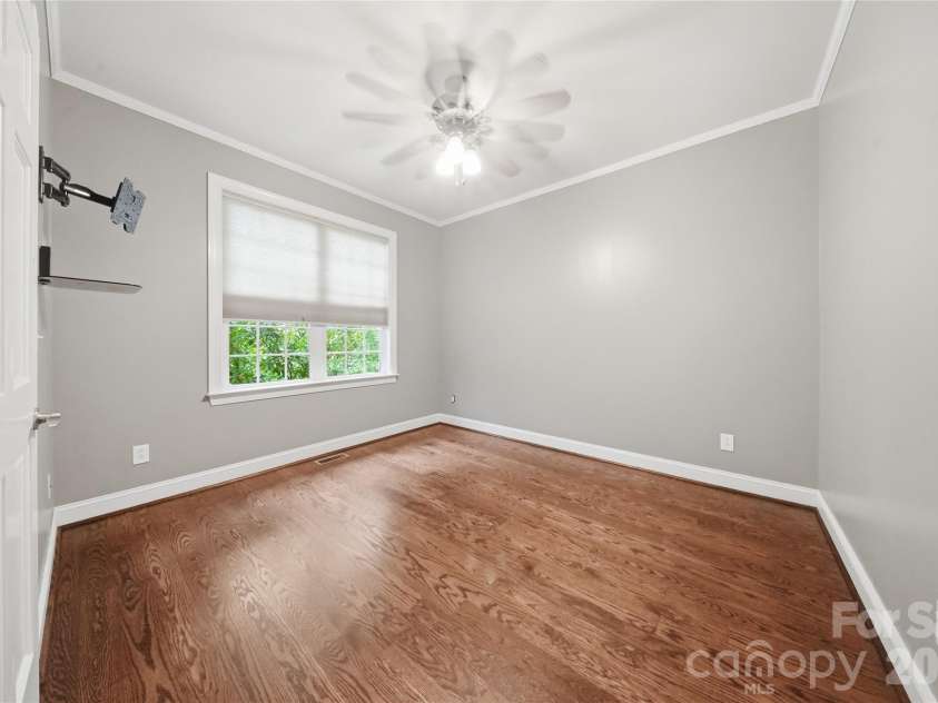 3724 Anderson Mountain Road, Maiden, NC 28650.  MLS# CAR4398584, YatesRealty ID 34607. 