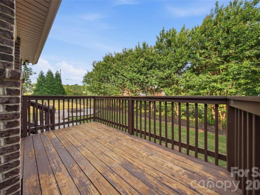 3724 Anderson Mountain Road, Maiden, NC 28650.  MLS# CAR4398584, YatesRealty ID 34607. 
