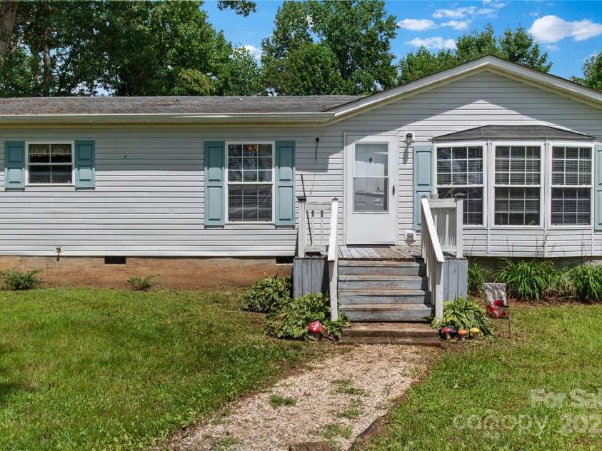 8065 Greenhorn Road, Elkin, NC 28621.  MLS# CAR4292692, YatesRealty ID 34607. 