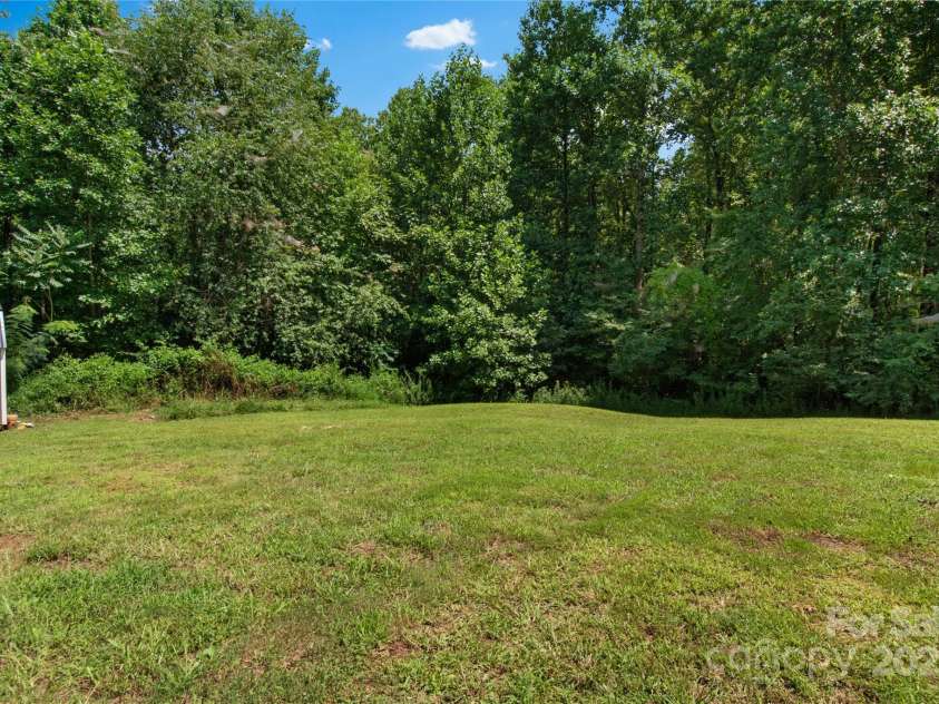 8065 Greenhorn Road, Elkin, NC 28621.  MLS# CAR4292692, YatesRealty ID 34607. 