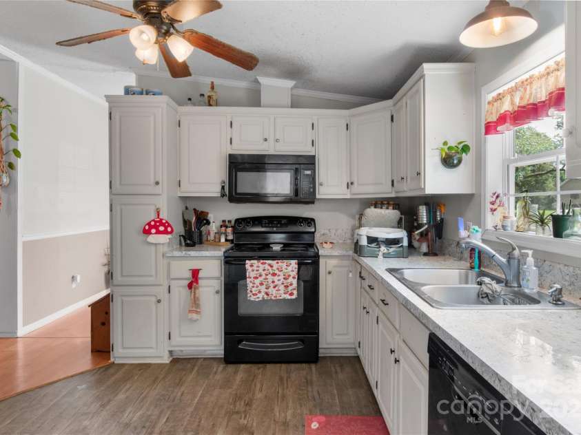 8065 Greenhorn Road, Elkin, NC 28621.  MLS# CAR4292692, YatesRealty ID 34607. 