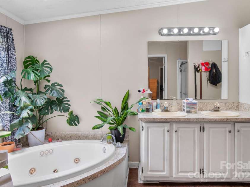 8065 Greenhorn Road, Elkin, NC 28621.  MLS# CAR4292692, YatesRealty ID 34607. 