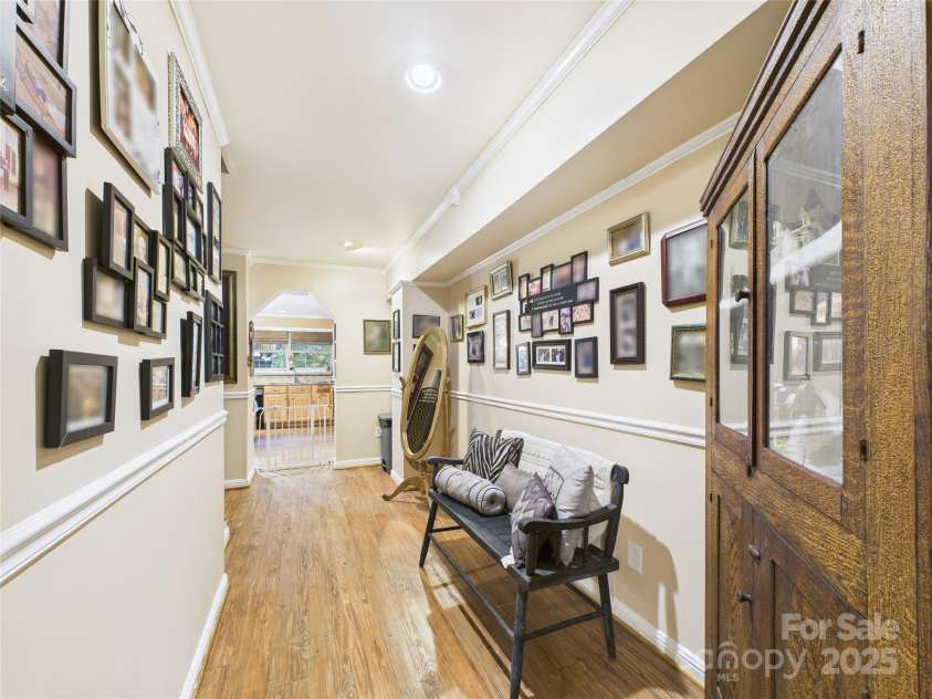 112 30th Avenue, Hickory, NC 28601.  MLS# CAR4288031, YatesRealty ID 34608. 