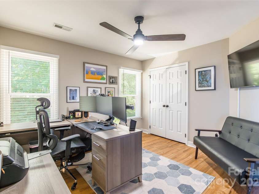 715 Portpatrick Place, Fort Mill, SC 29708.  MLS# CAR4285354, YatesRealty ID 34609. 