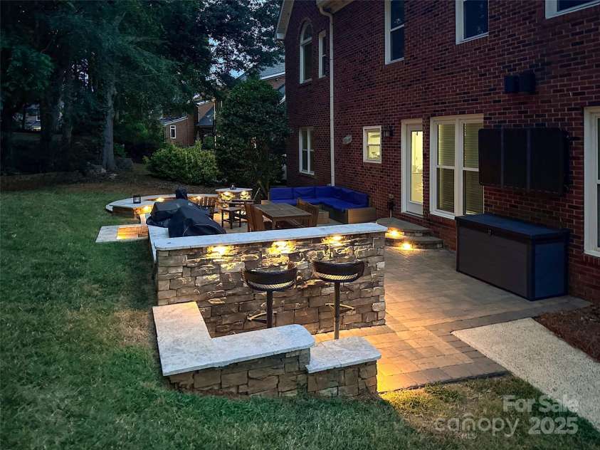 715 Portpatrick Place, Fort Mill, SC 29708.  MLS# CAR4285354, YatesRealty ID 34609. 