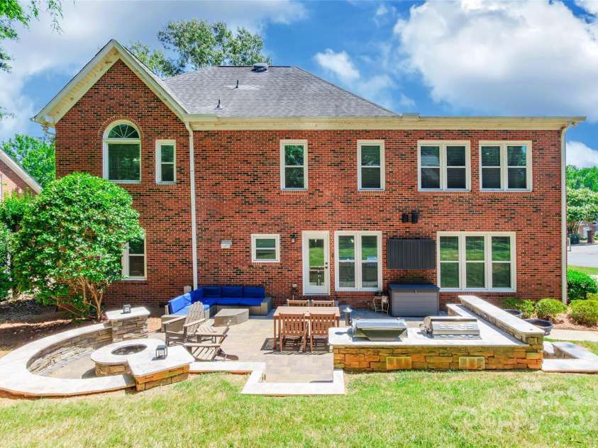 715 Portpatrick Place, Fort Mill, SC 29708.  MLS# CAR4285354, YatesRealty ID 34609. 