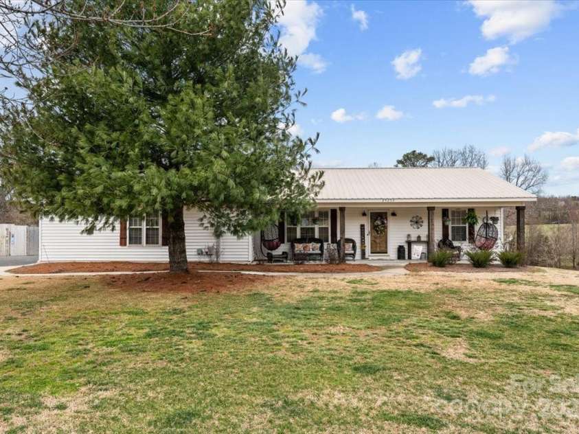 24253 Old Aquadale Road, Albemarle, NC 28001.  MLS# CAR4232697, YatesRealty ID 3461. 