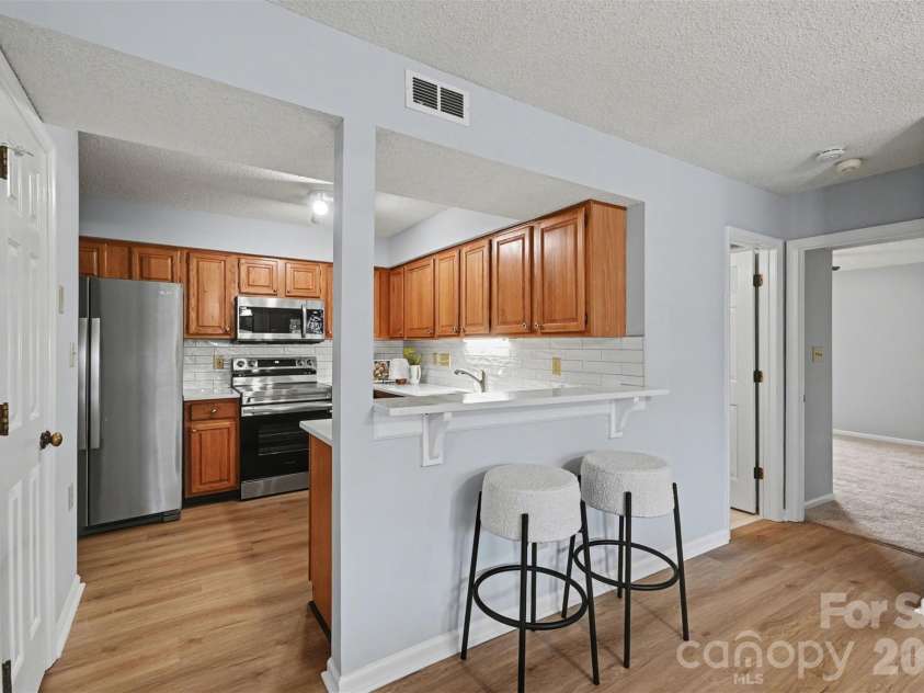 5866 Harris Grove Lane, Charlotte, NC 28212.  MLS# CAR4355015, YatesRealty ID 3461. 