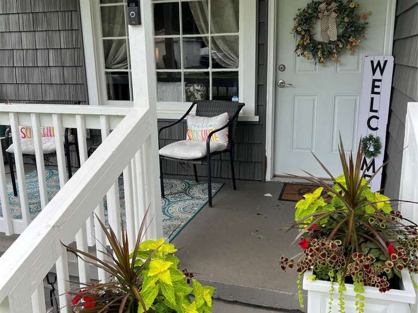 1045 Hoover Avenue, Mount Holly, NC 28120.  MLS# CAR4295611, YatesRealty ID 34610. 