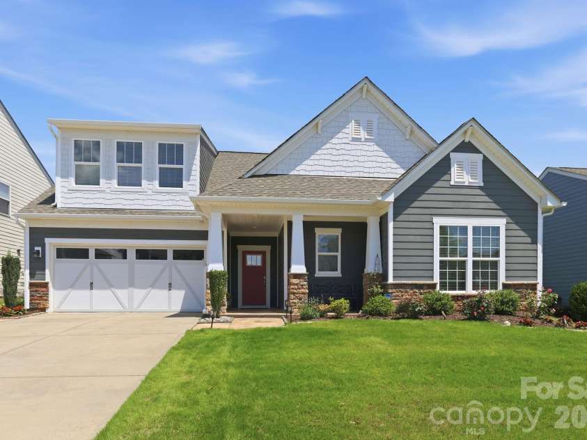 15802 Reynolds Drive, Fort Mill, SC 29707.  MLS# CAR4392763, YatesRealty ID 34610. 
