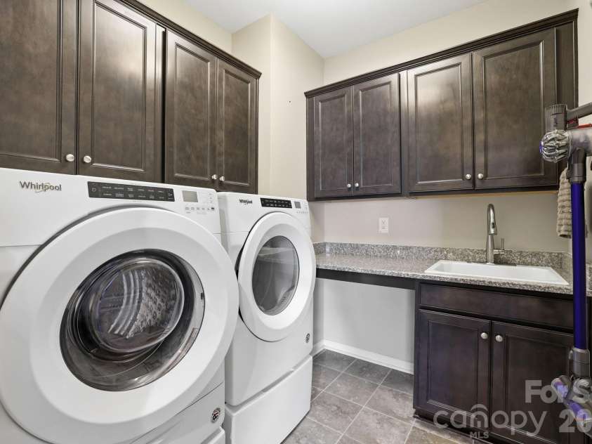15802 Reynolds Drive, Fort Mill, SC 29707.  MLS# CAR4392763, YatesRealty ID 34610. 