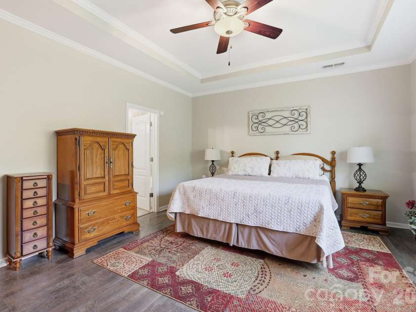 15802 Reynolds Drive, Fort Mill, SC 29707.  MLS# CAR4392763, YatesRealty ID 34610. 