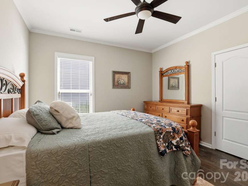 15802 Reynolds Drive, Fort Mill, SC 29707.  MLS# CAR4392763, YatesRealty ID 34610. 