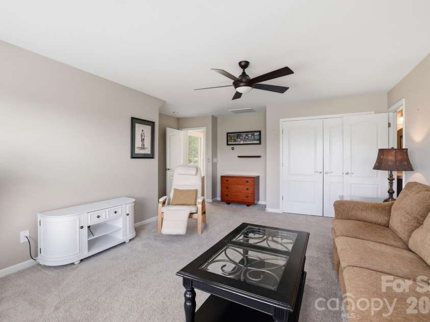 15802 Reynolds Drive, Fort Mill, SC 29707.  MLS# CAR4392763, YatesRealty ID 34610. 