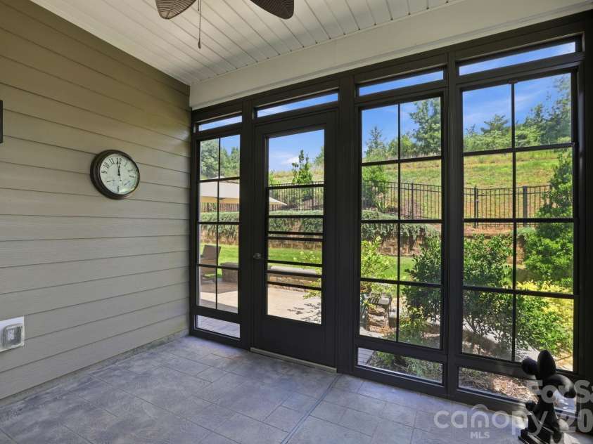 15802 Reynolds Drive, Fort Mill, SC 29707.  MLS# CAR4392763, YatesRealty ID 34610. 