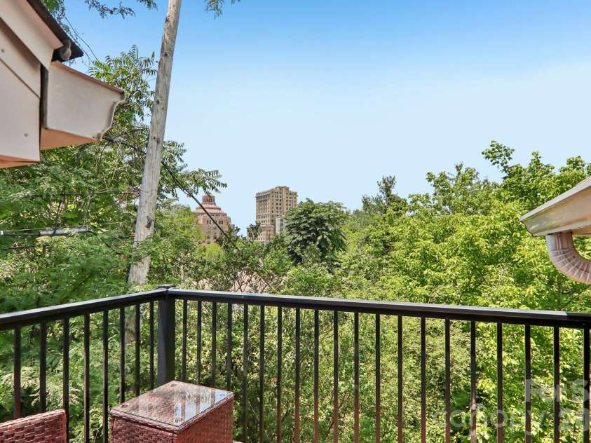 23 Tuskeegee Street, Asheville, NC 28801.  MLS# CAR4398040, YatesRealty ID 34611. Upper balcony 1