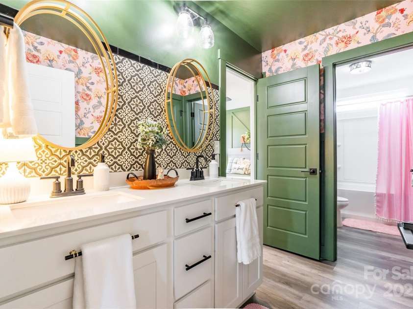 651 Melville Drive, Rock Hill, SC 29732.  MLS# CAR4262767, YatesRealty ID 34611. Jack & Jill bath upper level