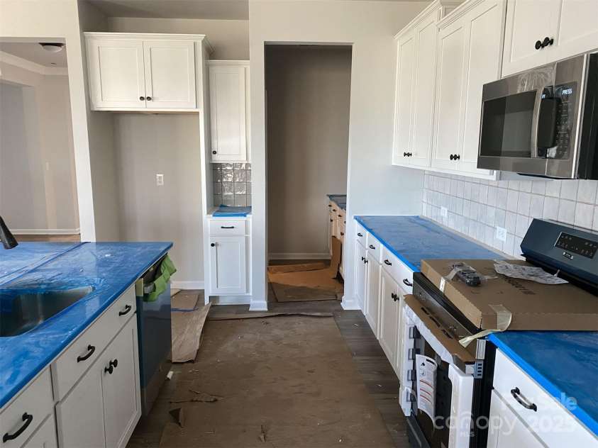 106 Cartington Way, Mooresville, NC 28115.  MLS# CAR4290232, YatesRealty ID 34612. Kitchen