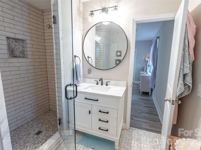 129 Brawley Street, Chester, SC 29706.  MLS# CAR4392609, YatesRealty ID 34612. 