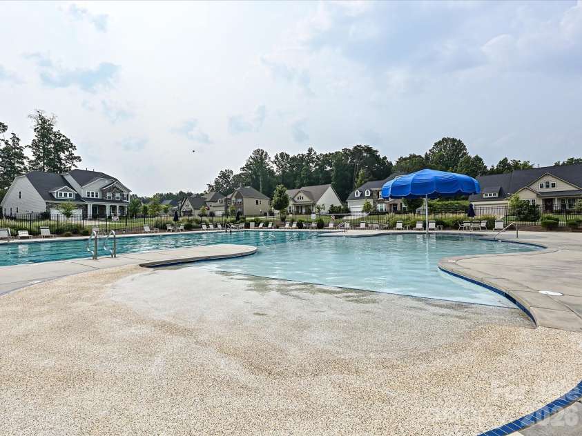 10038 Lilac Court, Charlotte, NC 28215.  MLS# CAR4396585, YatesRealty ID 34613. 