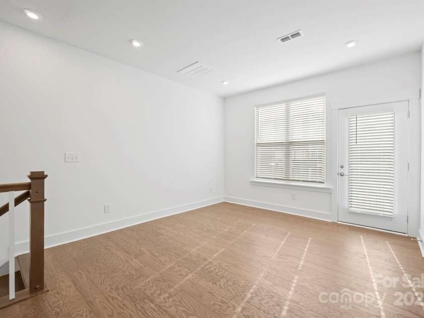 4018 Capital Ridge Court, Charlotte, NC 28205.  MLS# CAR4196575, YatesRealty ID 34613. 