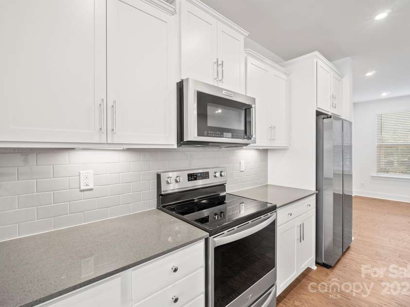 4018 Capital Ridge Court, Charlotte, NC 28205.  MLS# CAR4196575, YatesRealty ID 34613. 