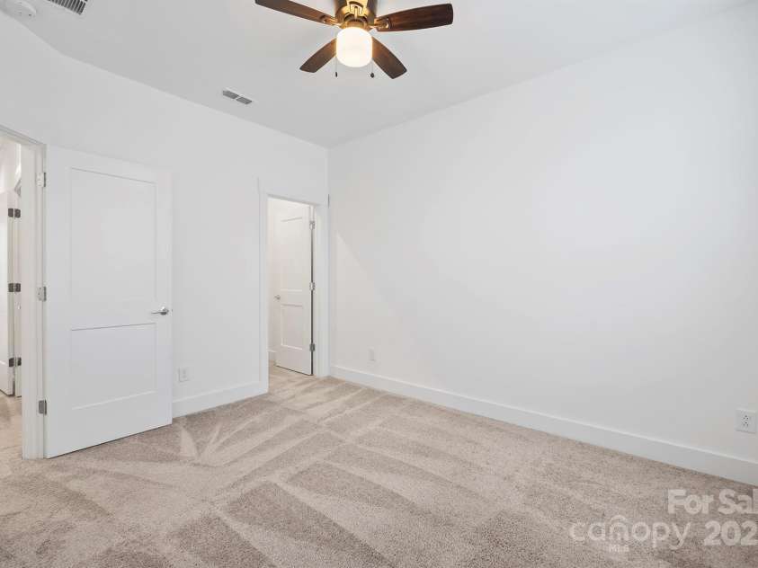4018 Capital Ridge Court, Charlotte, NC 28205.  MLS# CAR4196575, YatesRealty ID 34613. 