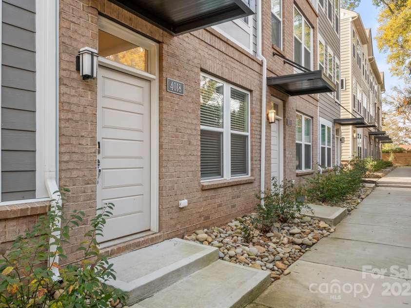 4018 Capital Ridge Court, Charlotte, NC 28205.  MLS# CAR4196575, YatesRealty ID 34613. 