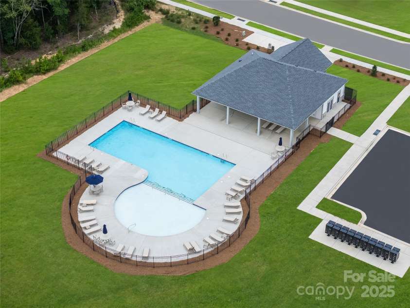 1739 Little York Circle, Edgemoor, SC 29712.  MLS# CAR4287392, YatesRealty ID 34614. Amenity