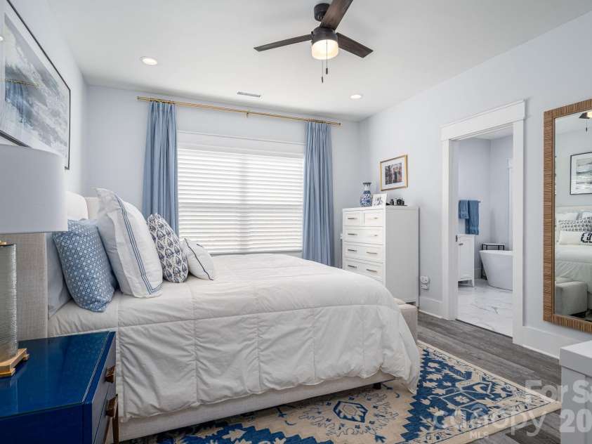 4282 Holly Circle, Conover, NC 28613.  MLS# CAR4397170, YatesRealty ID 34614. Primary Bedroom