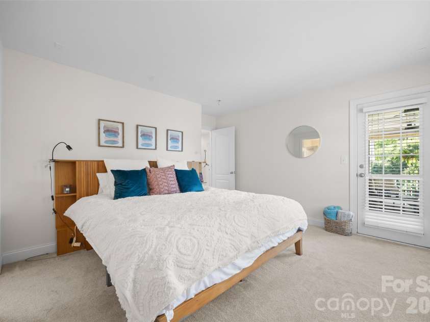 15108 Alijon Court, Charlotte, NC 28278.  MLS# CAR4396745, YatesRealty ID 34616. 