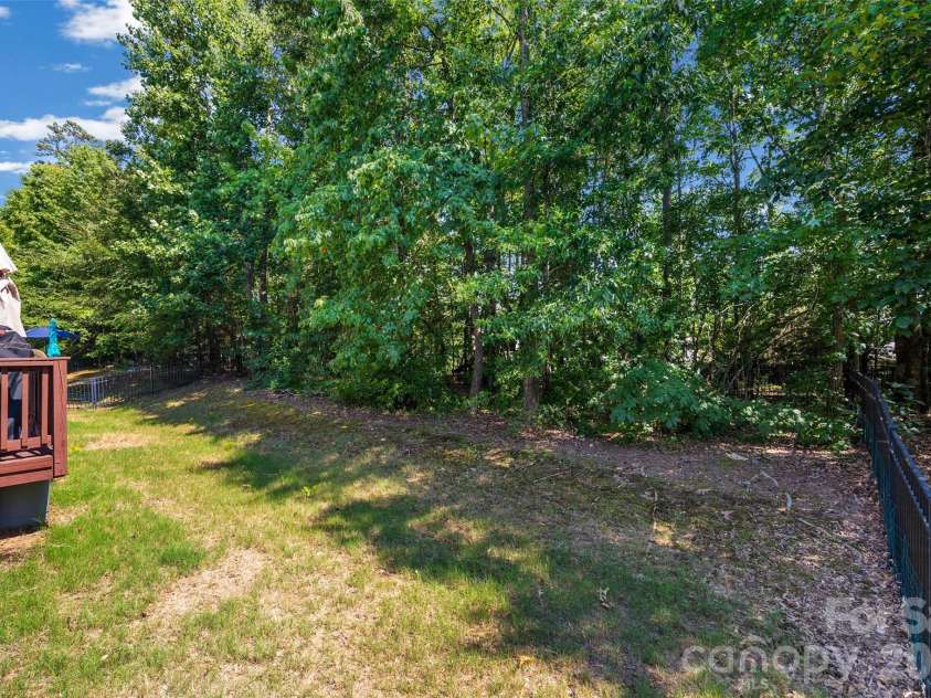 15108 Alijon Court, Charlotte, NC 28278.  MLS# CAR4396745, YatesRealty ID 34616. 