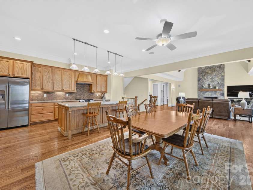 166 Balmoral Drive, Mooresville, NC 28117.  MLS# CAR4396436, YatesRealty ID 34617. 