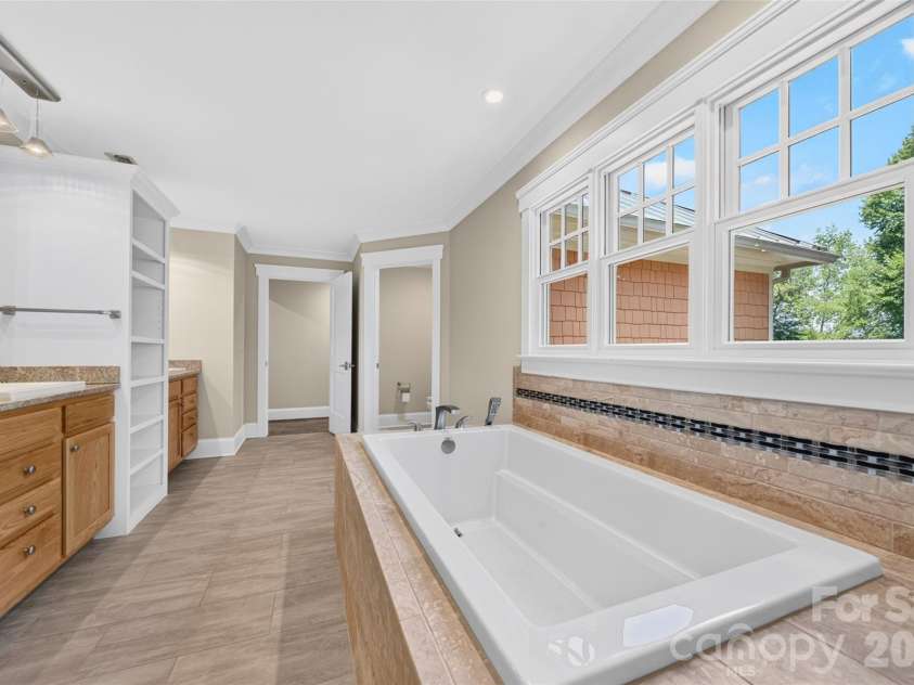 166 Balmoral Drive, Mooresville, NC 28117.  MLS# CAR4396436, YatesRealty ID 34617. 