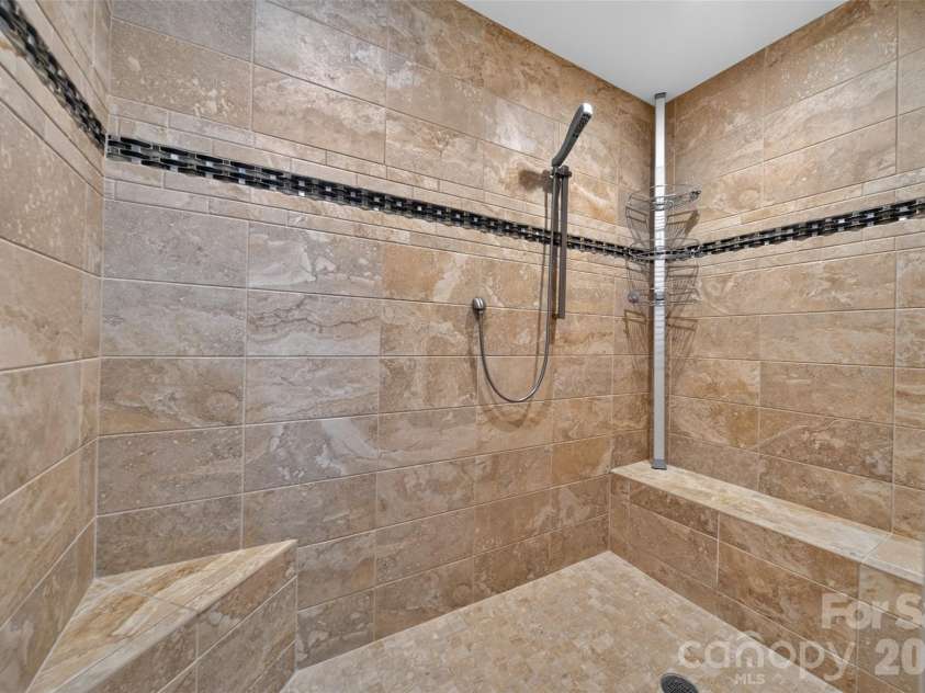 166 Balmoral Drive, Mooresville, NC 28117.  MLS# CAR4396436, YatesRealty ID 34617. 