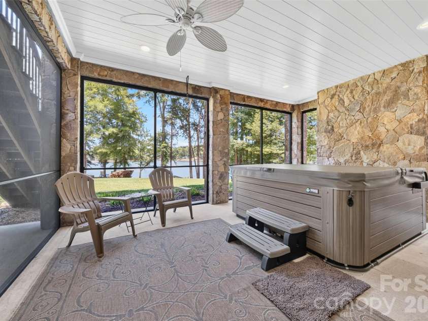 166 Balmoral Drive, Mooresville, NC 28117.  MLS# CAR4396436, YatesRealty ID 34617. 