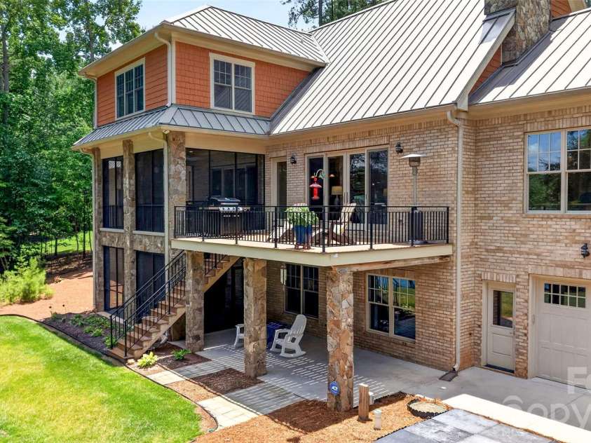 166 Balmoral Drive, Mooresville, NC 28117.  MLS# CAR4396436, YatesRealty ID 34617. 