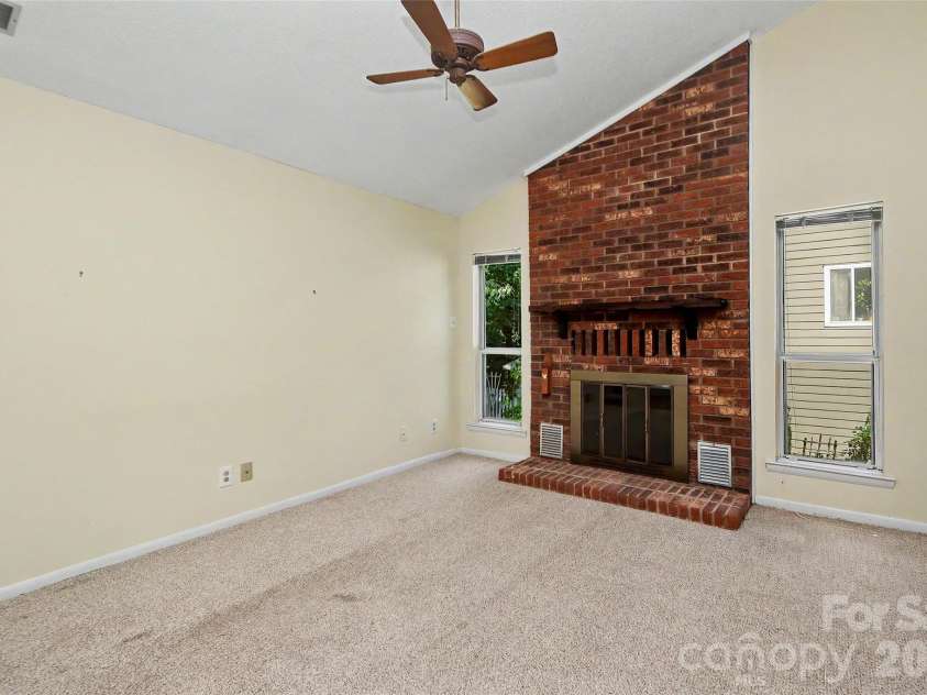 807 Sardis Cove Drive, Charlotte, NC 28270.  MLS# CAR4398749, YatesRealty ID 34619. 