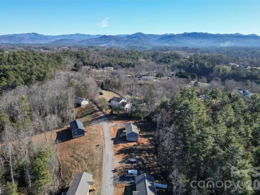 209 Walnut Branch Road, Weaverville, NC 28787.  MLS# CAR4272597, YatesRealty ID 3462. 