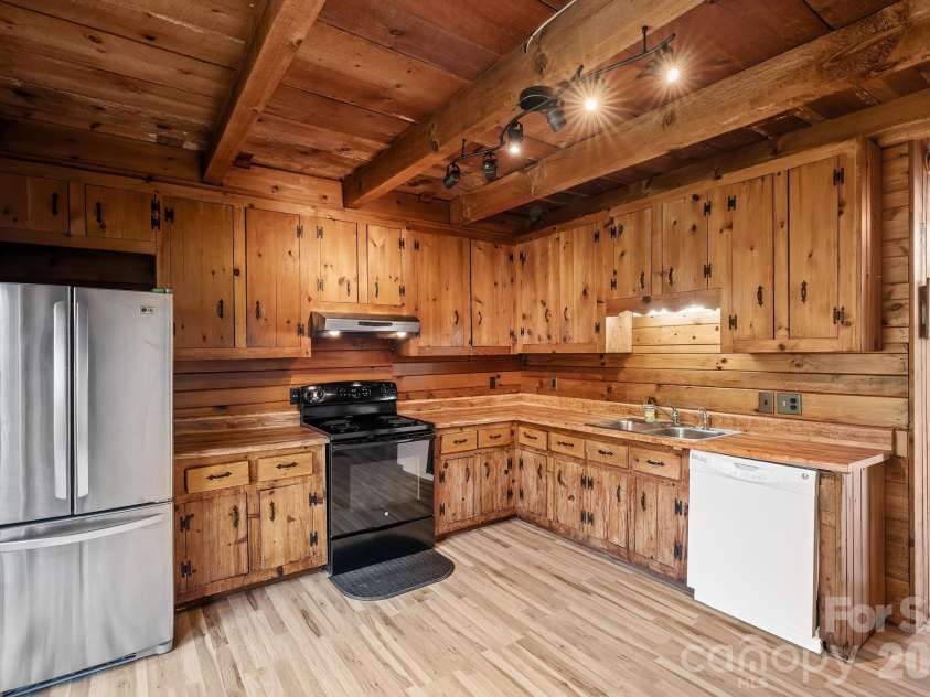 72 Ed Debruhl Road, Alexander, NC 28701.  MLS# CAR4394636, YatesRealty ID 34620. 