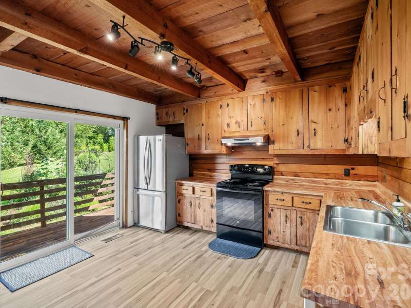 72 Ed Debruhl Road, Alexander, NC 28701.  MLS# CAR4394636, YatesRealty ID 34620. 