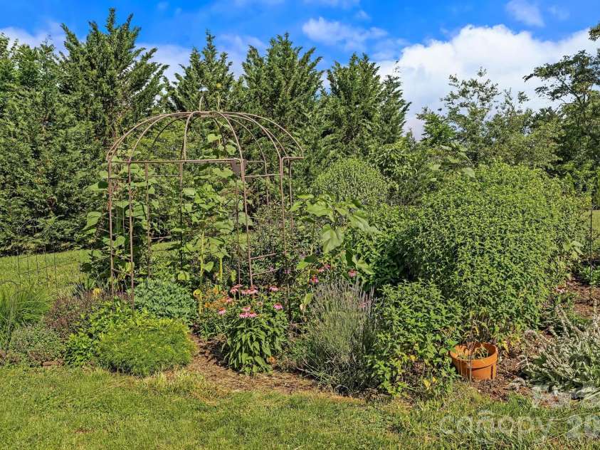 72 Ed Debruhl Road, Alexander, NC 28701.  MLS# CAR4394636, YatesRealty ID 34620. 