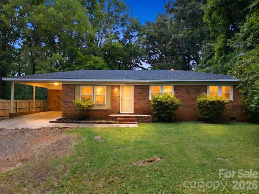 304 Shady Lane, Norwood, NC 28128.  MLS# CAR4386240, YatesRealty ID 34622. 