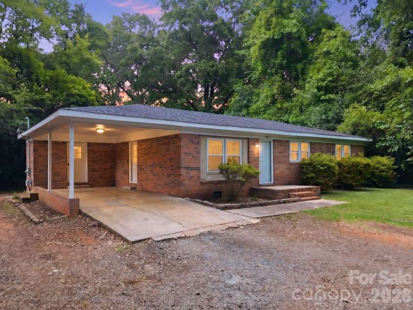 304 Shady Lane, Norwood, NC 28128.  MLS# CAR4386240, YatesRealty ID 34622. 