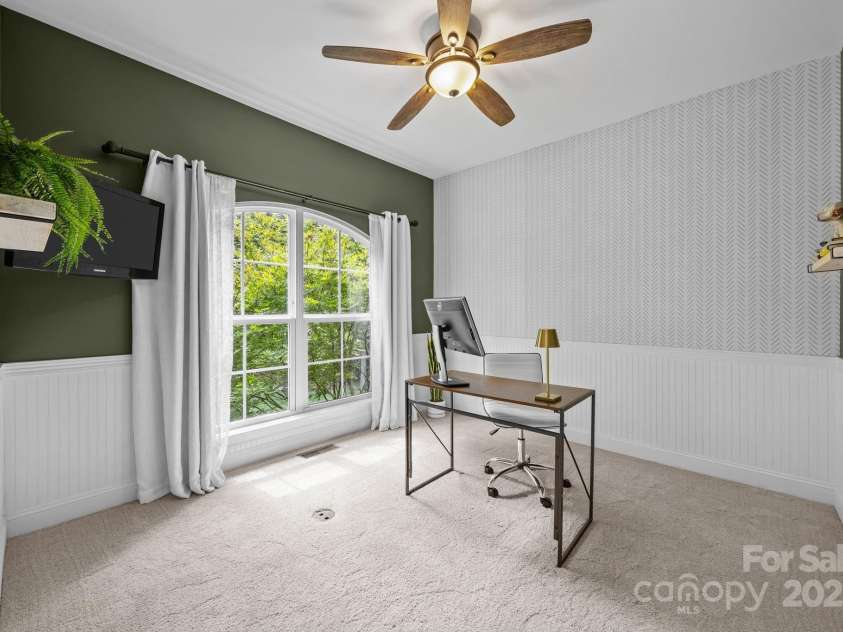 6802 Rock Island Road, Charlotte, NC 28278.  MLS# CAR4289658, YatesRealty ID 34622. Office